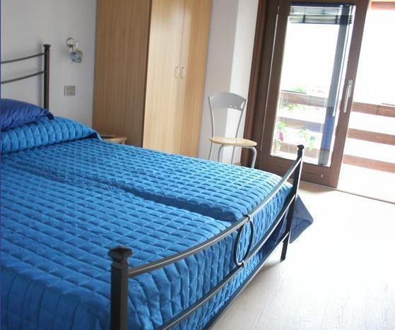 B&B Gardumo Ronzo-Chienis Habitación foto